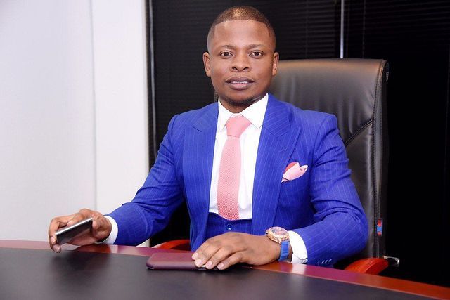 Shepherd Bushiri With Smartphone