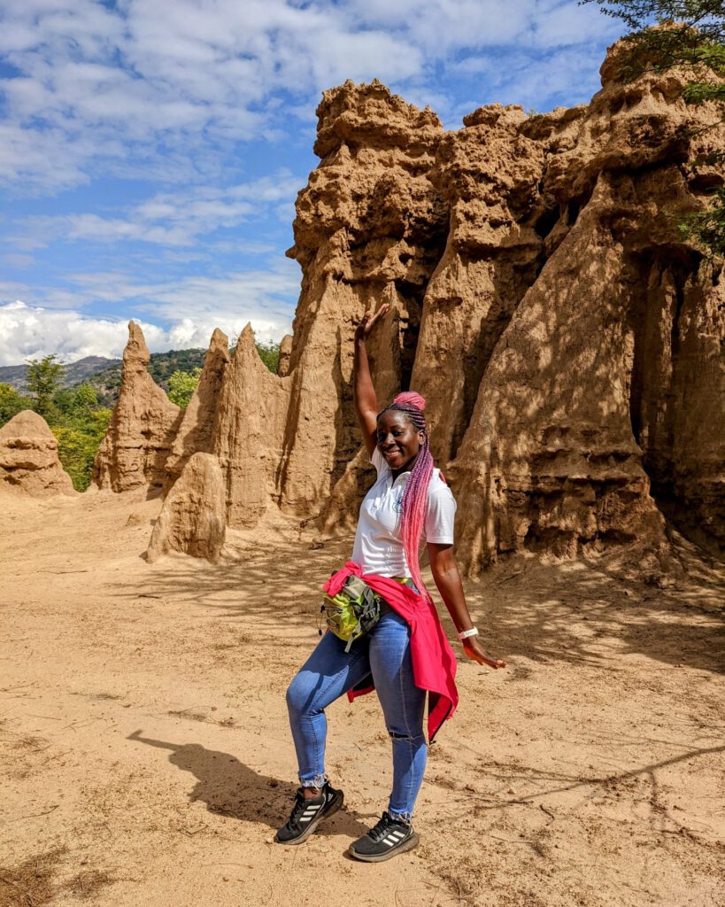 Mervis Smiling Malape Pillars