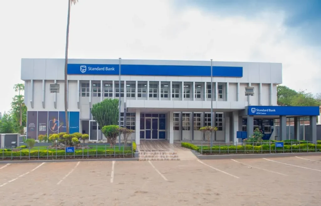 Standard Bank lauds share split