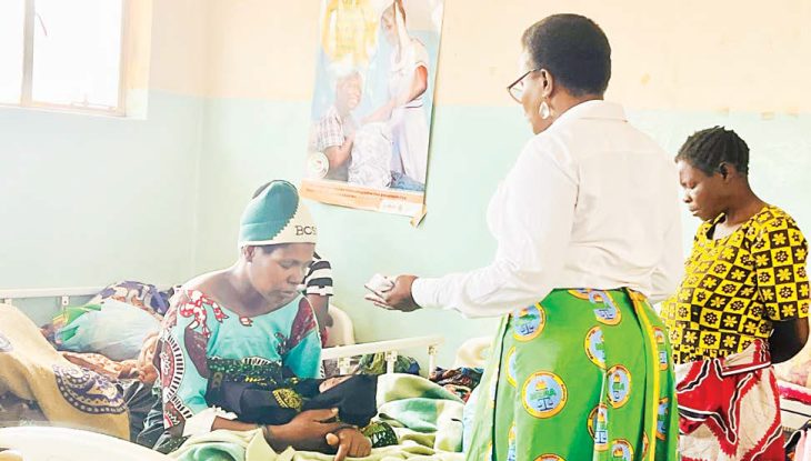 Mera donates to mothers – The Times Group